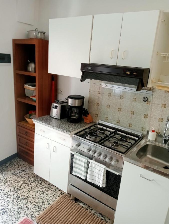 La Turr De Mezz Hotell Nesso Rom bilde